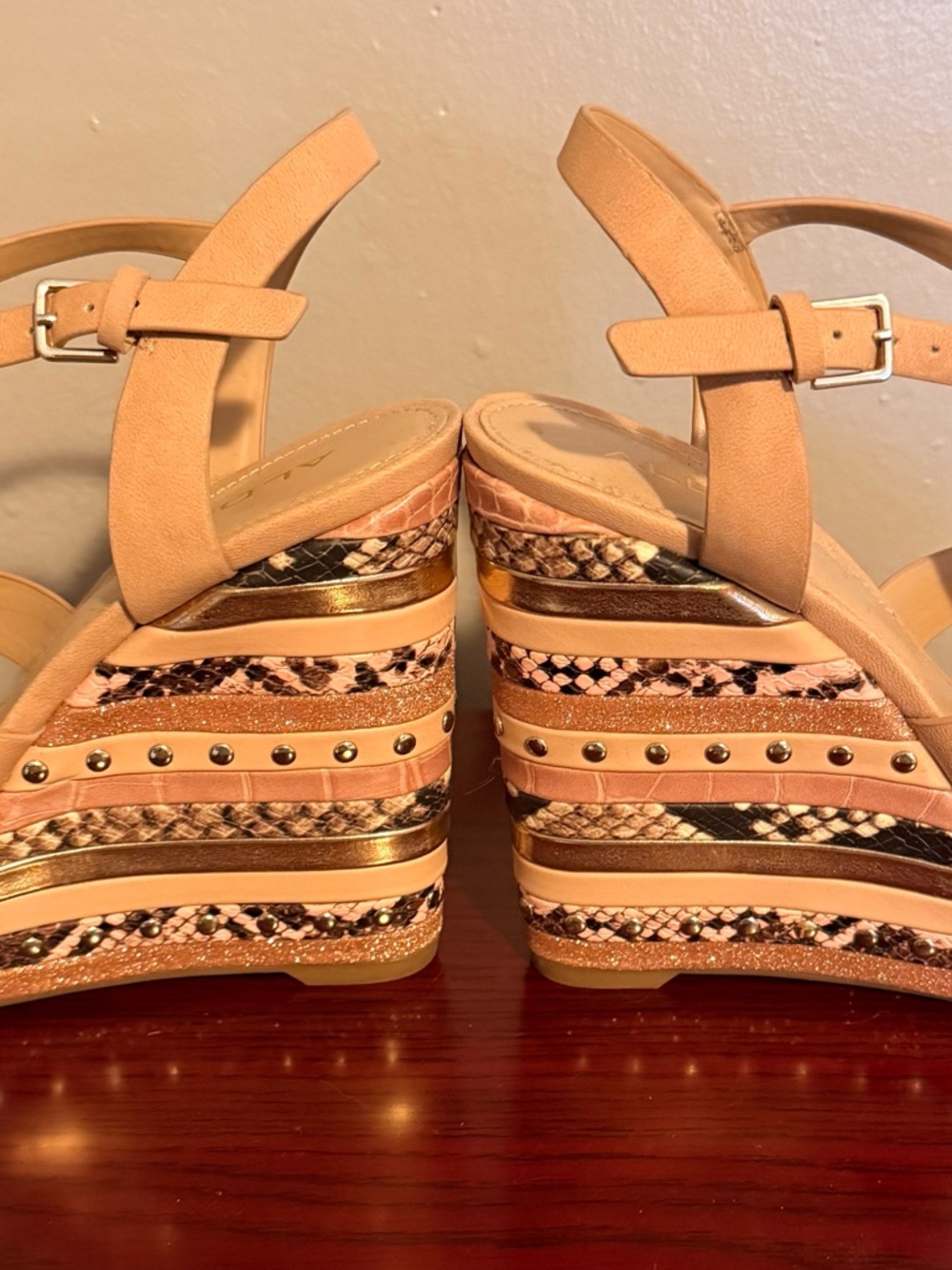 Aldo Size 6 Platform Wedge Sandals - Picture 5 of 6